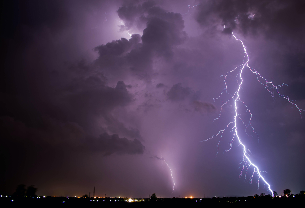 Se avecinan tormentas en Las Vegas: tenga cuidado con el clima peligroso mientras conduce